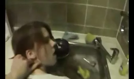 برده پا بر تسلط بر شهوتناک جدید زنان