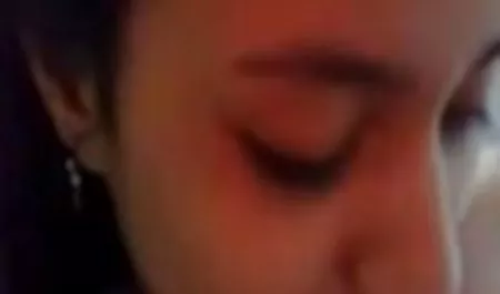 انگشت سرگرمی در وب کم صدداستان سکسی وشهوتناک