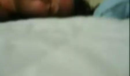 والدینش او عکس سکسی شهوتناک را اغوا می کنند و او را لعنتی می کنند