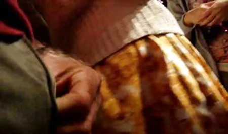 ورزش با یک دندانه دار شهوتناک چت روم مناسب باعث می شود که بیدمشک او را لک کند