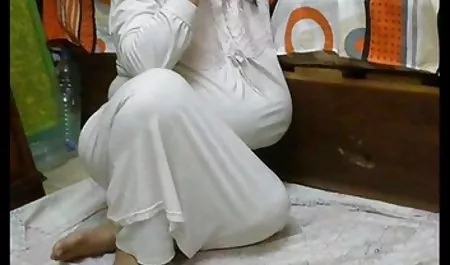 سکسی نوجوان سکسی در وب شهوتناک جدید کم