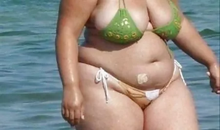 کثیف چت سکسی شهوتناک MILF کثیف در جوراب ساق بلند مقعد