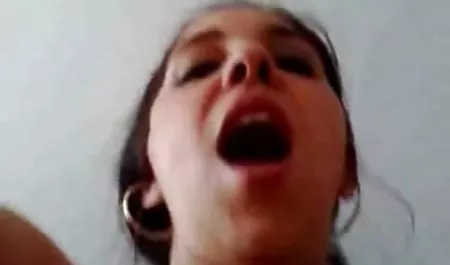 شگفت انگیز BJ و Fuck شهوتناک مامان توسط باردار GF