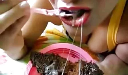 آبن مونا دیوین شهوتناک چت روم